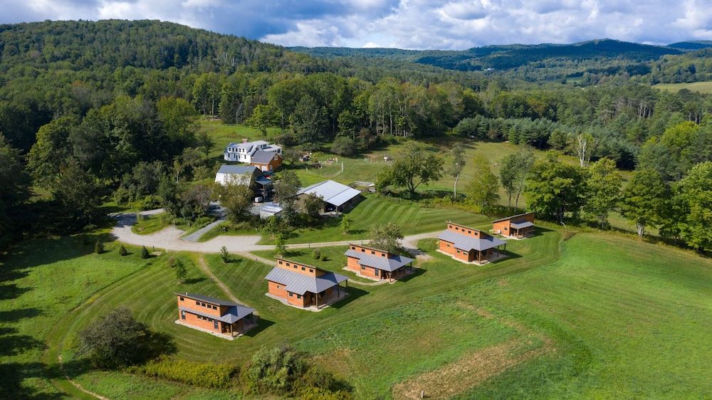 Fat Sheep Farm & Cabins -1 estrellas en Windsor