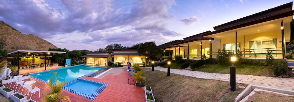 Theerama Cottage Resort 3 estrellas en Suan Phueng