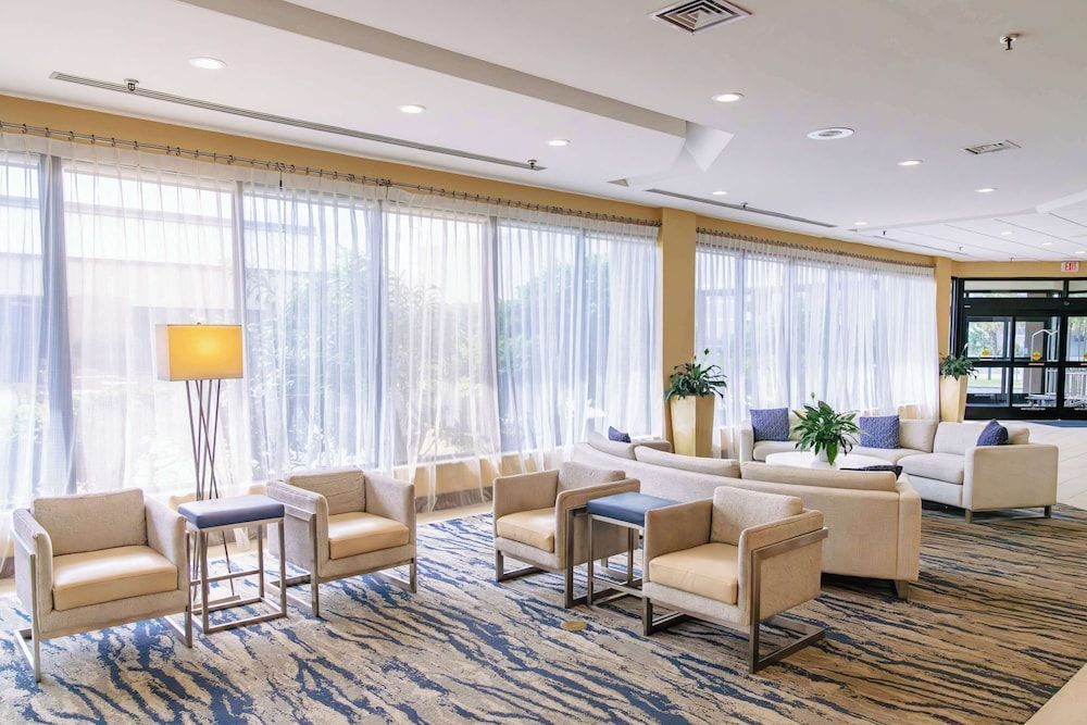 DoubleTree by Hilton Atlantic Beach Oceanfront 2