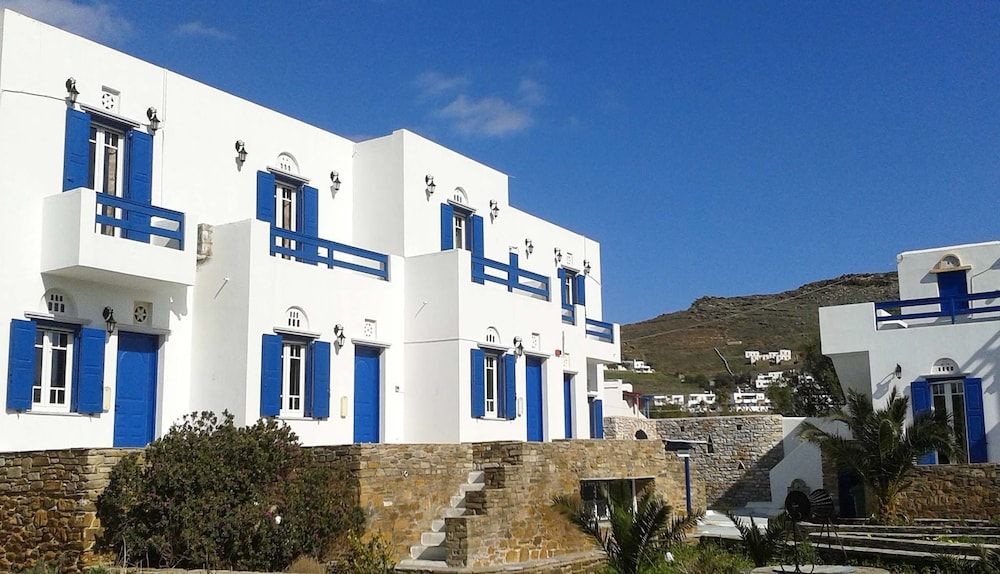 Nostos Beachfront Apartments & Studios -1 estrellas en Agios Ioannis Tinos