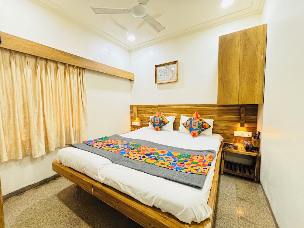 Hotel Regency 3