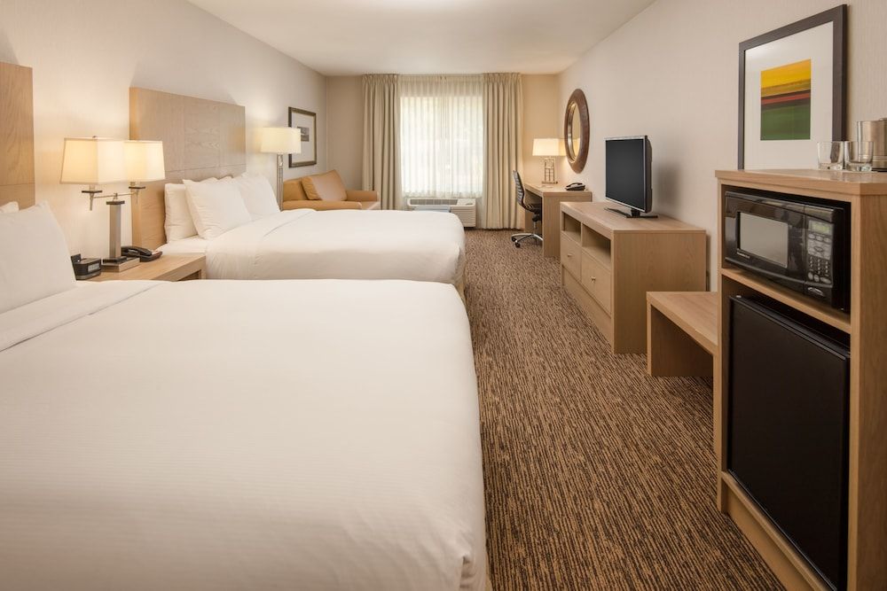DoubleTree by Hilton Portland - Tigard 3