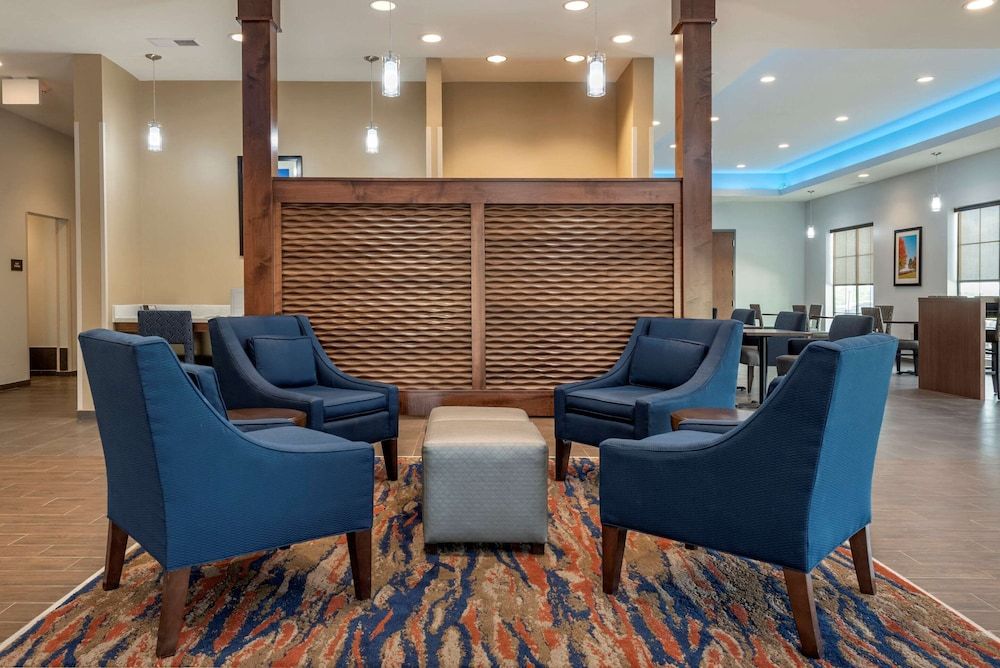 Comfort Suites Dry Ridge 3