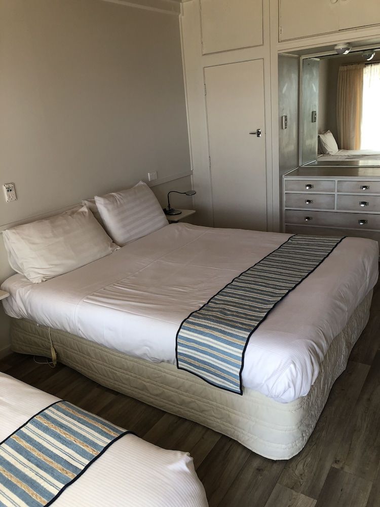Driftwood Lodge 3