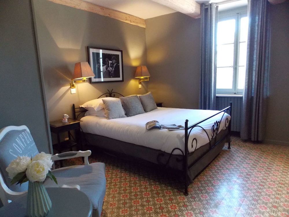 Hostellerie le Roy Soleil 3