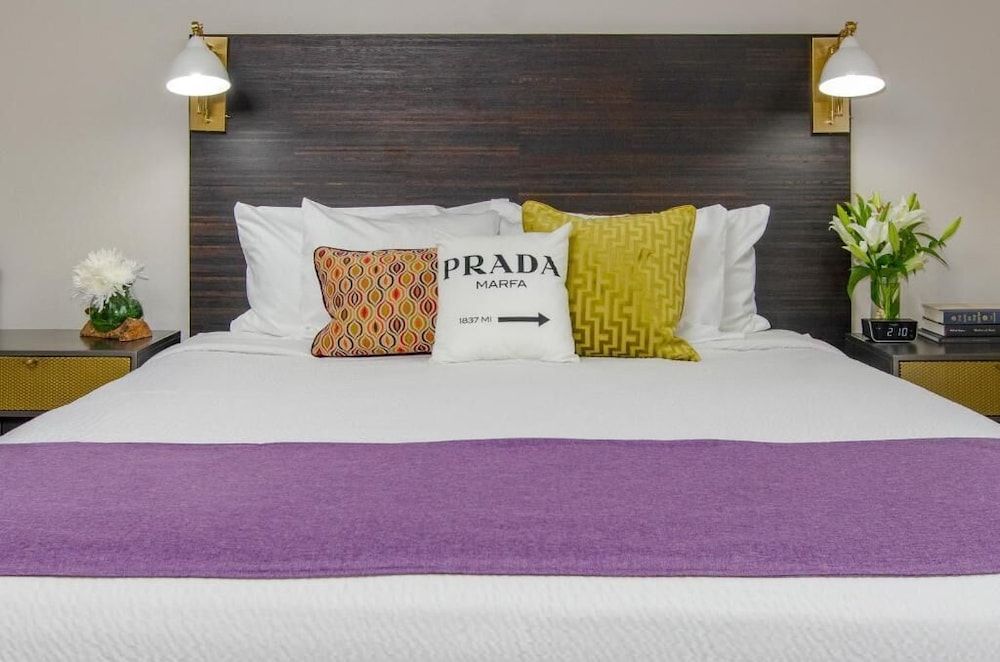 The Dundee - A Trace Hotel 3