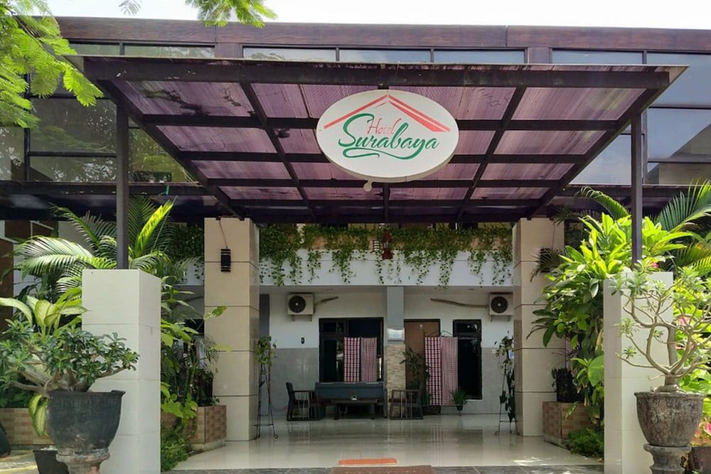 RedDoorz @ Hotel Surabaya Sumenep 2 estrellas en Sumenep