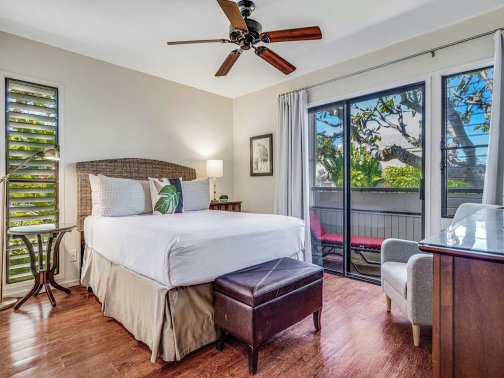 Wailea Ekolu - CoralTree Residence Collection 3