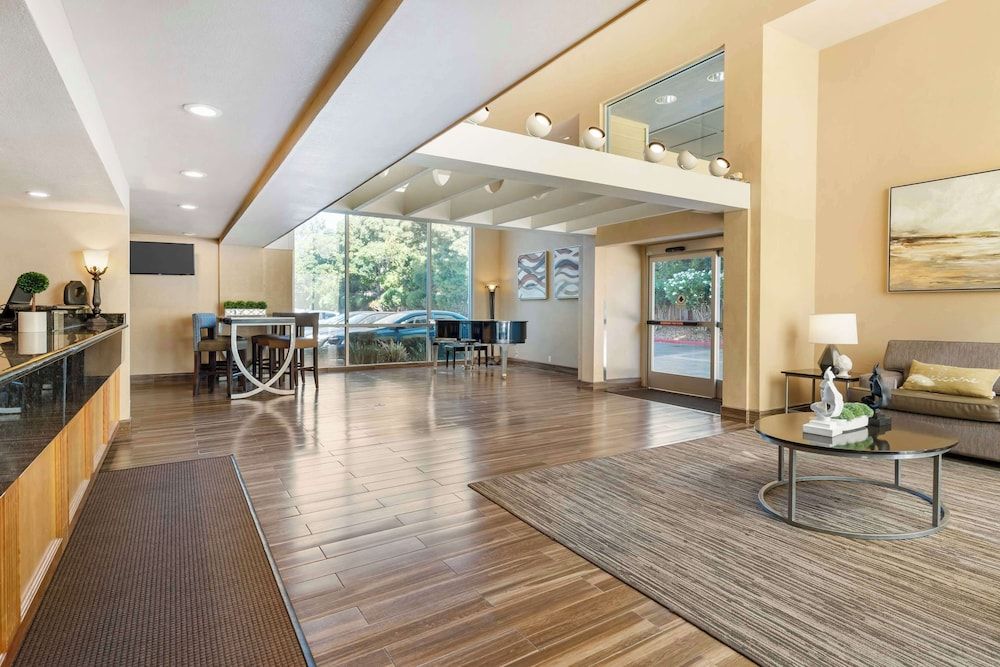 Best Western Plus Heritage Inn 3