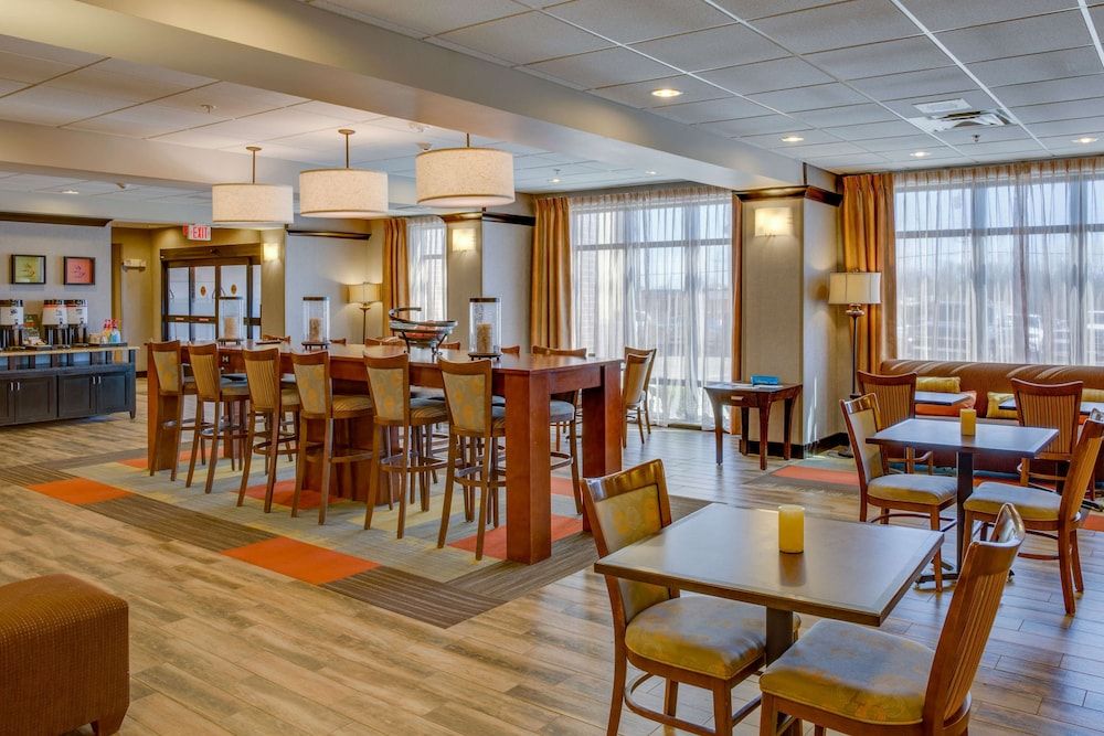 Hampton Inn Chickasha 3