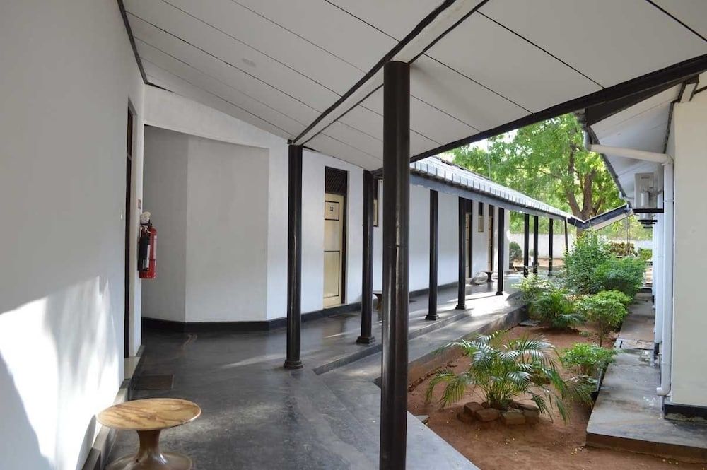 Jayasinghe Holiday Resort 3