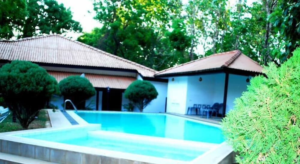 Jayasinghe Holiday Resort 1 estrellas en Kataragama