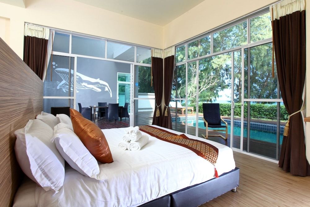 Sea & Sea Villa Resort Sangaroon 2
