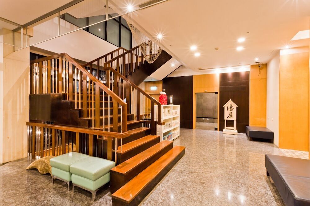 The Loft Seaside Suites 3