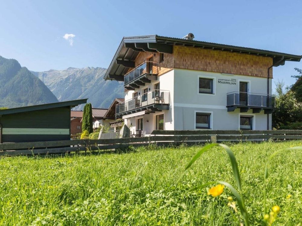 Maximilian Apartmenthaus 2-6 People -1 estrelas em Neukirchen am Großvenediger