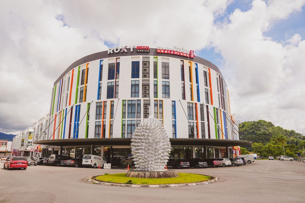 Roxy Hotel Serian 3 estrellas en Serian
