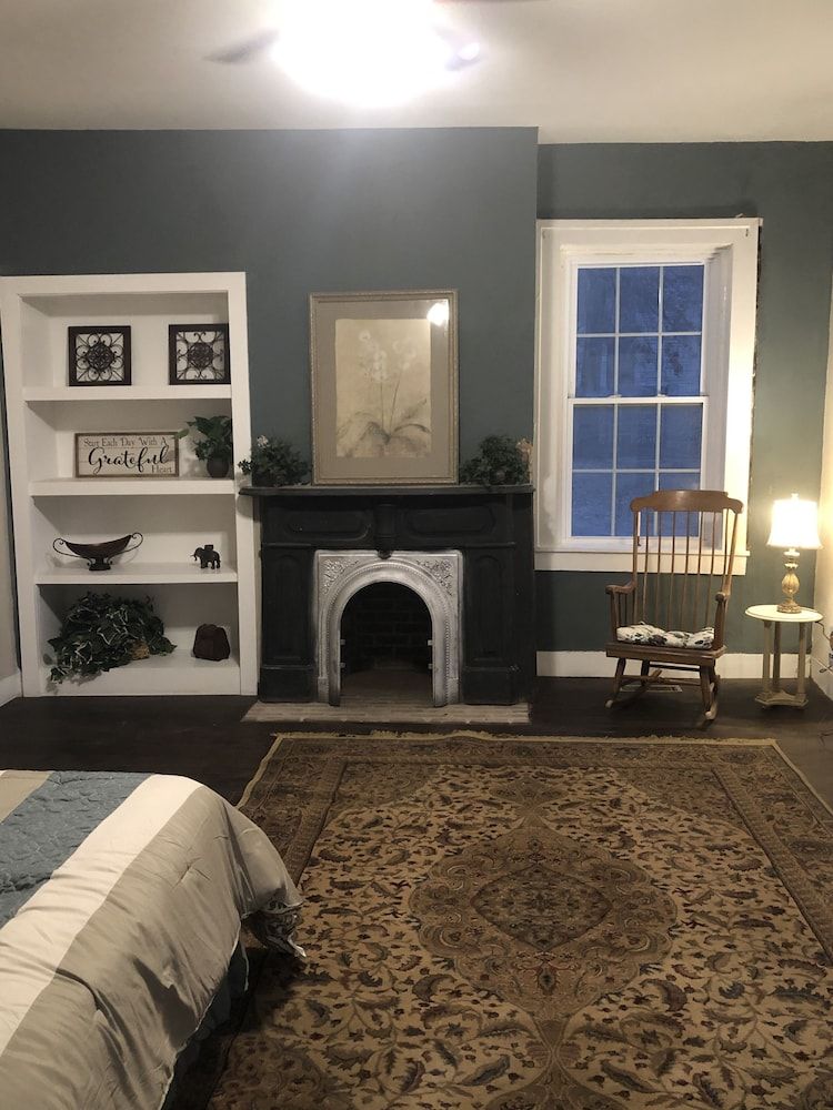 Historic McDonald Airbnb 2