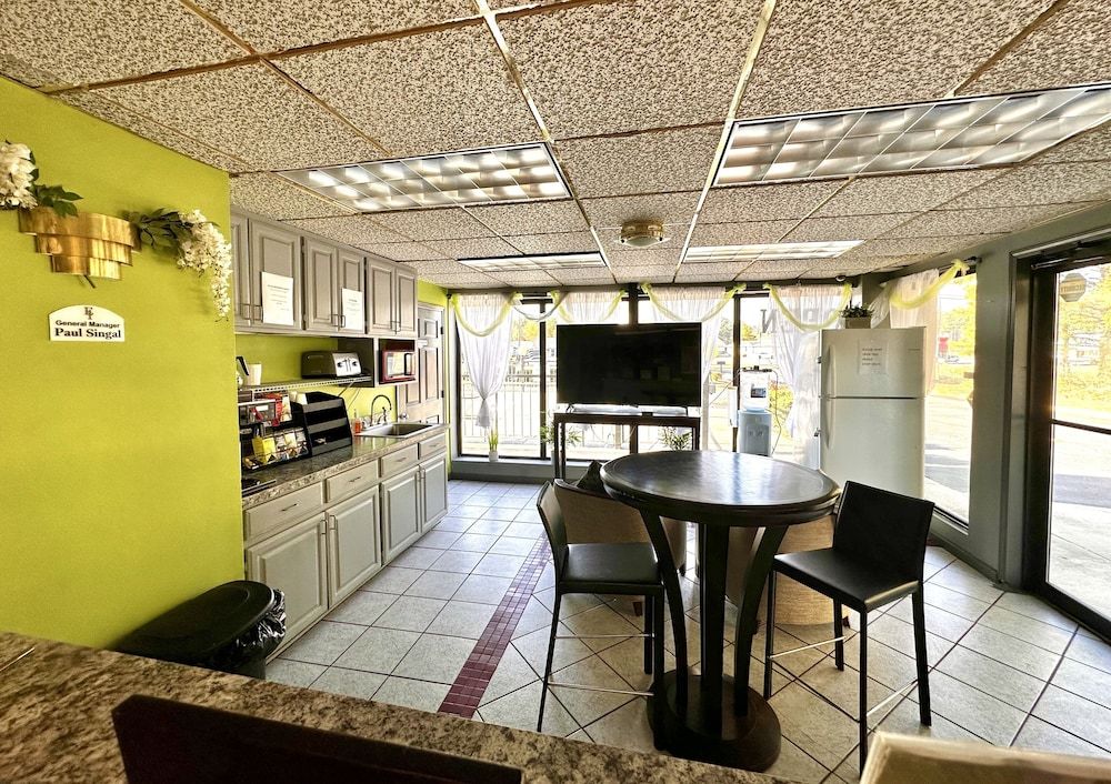 Executive Inn Chester 3