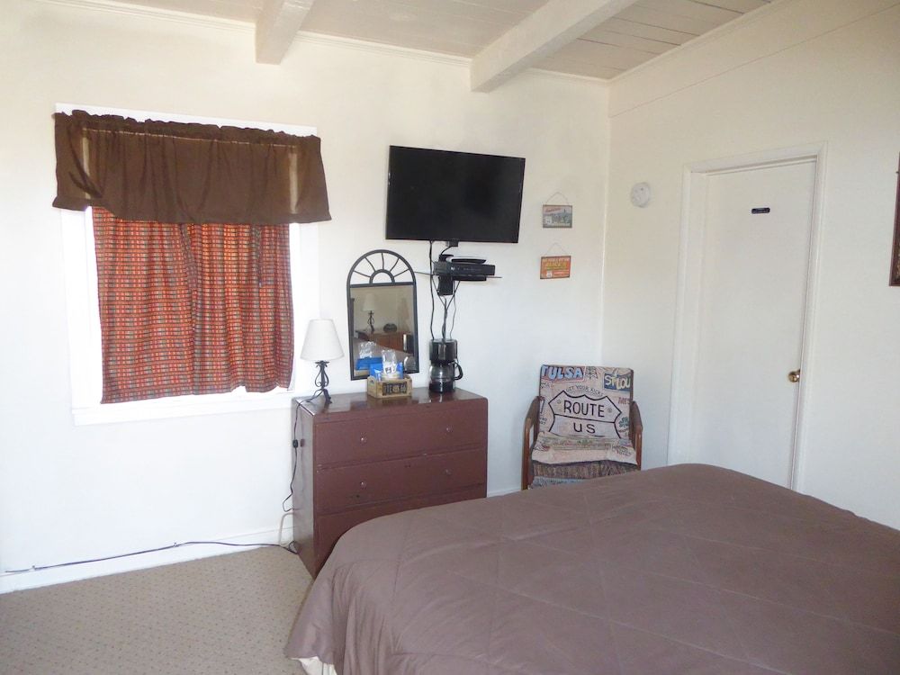 West Walker Motel 3