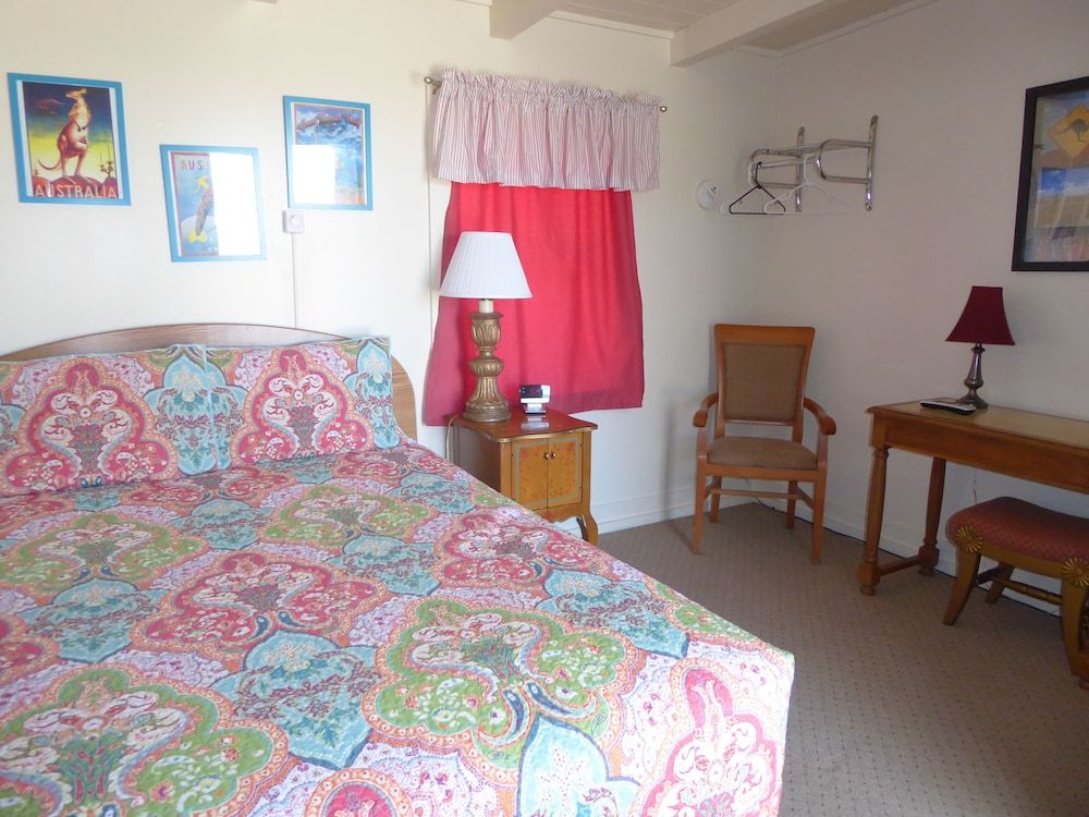 West Walker Motel 2