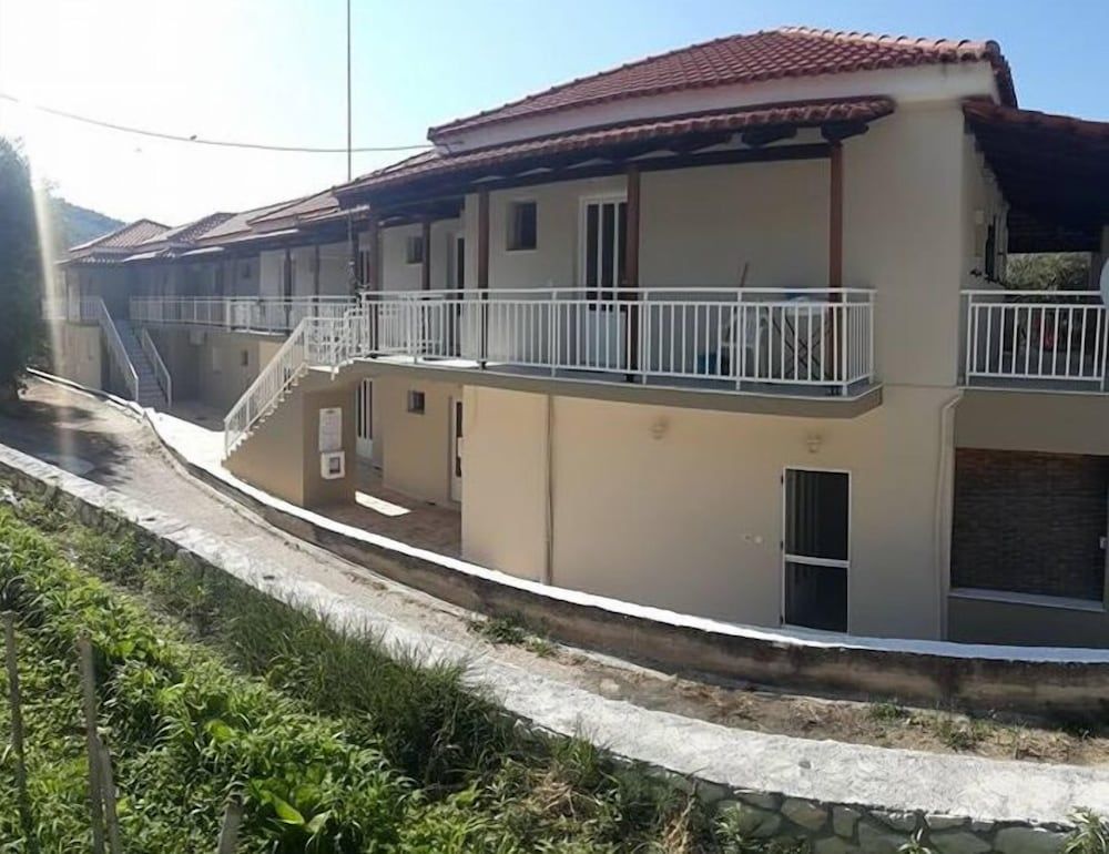 Villa Miranda -1 estrellas en Kerion
