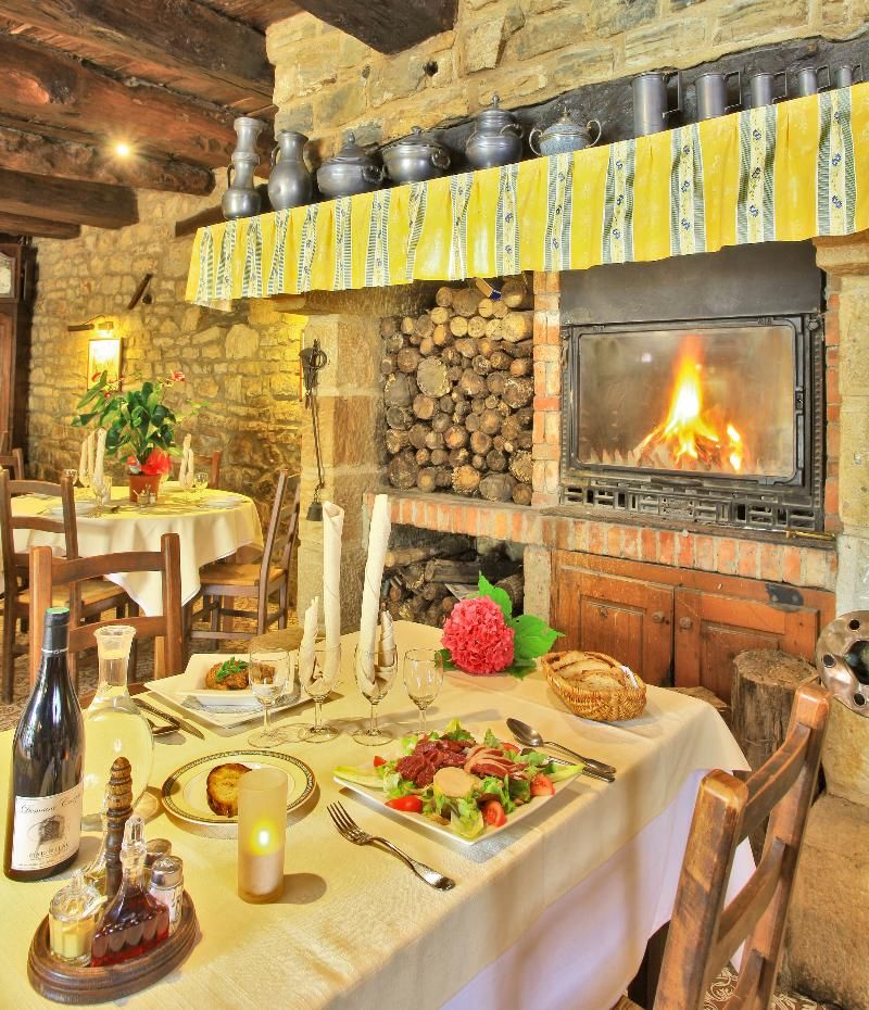 Logis Auberge La Diege 2