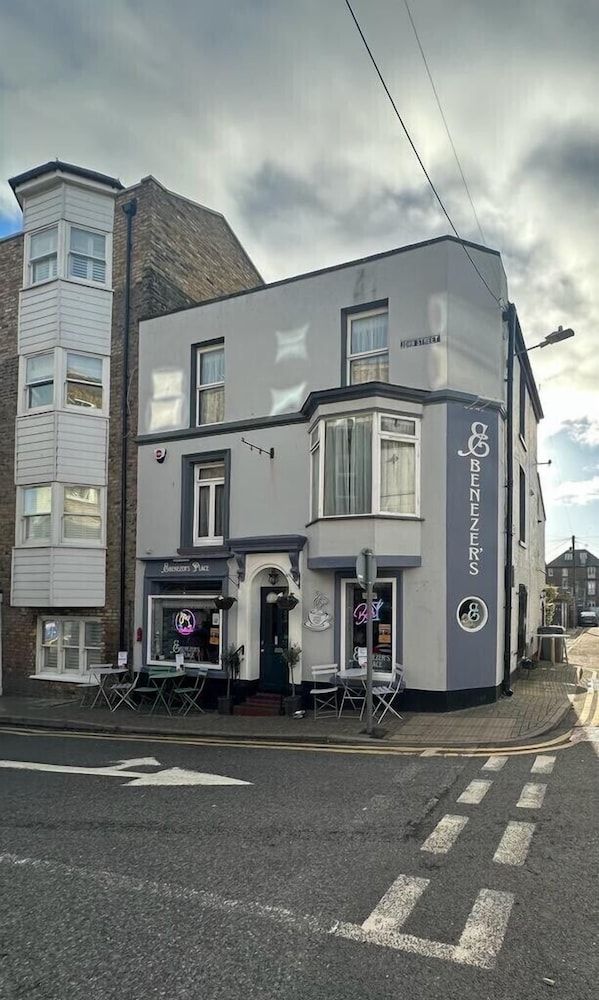 Ebenezer's Place -1 estrellas en Broadstairs
