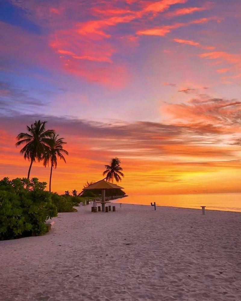Blue Wave Guest House -1 estrellas en Kudahuvadhoo