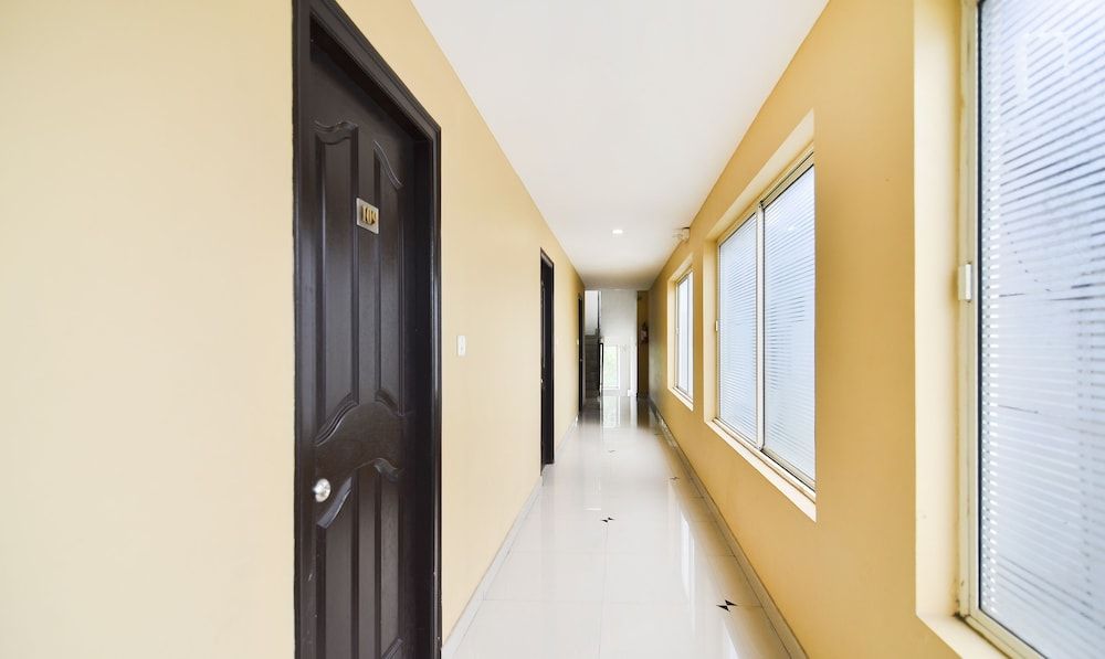 Itsy Hotels Platinum Inn 3