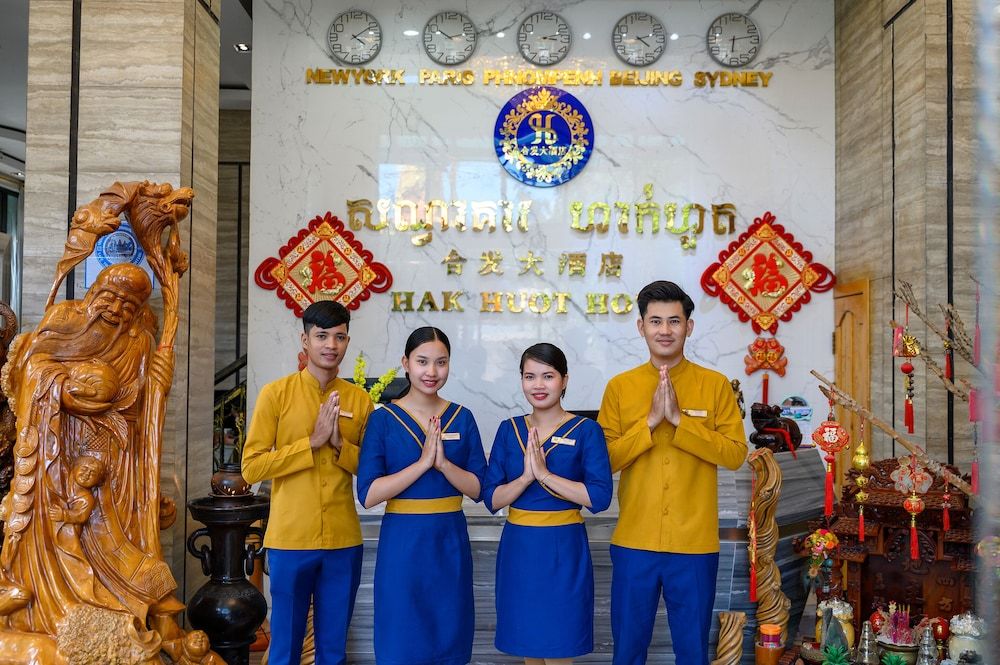 Hak Huot Hotel I 2