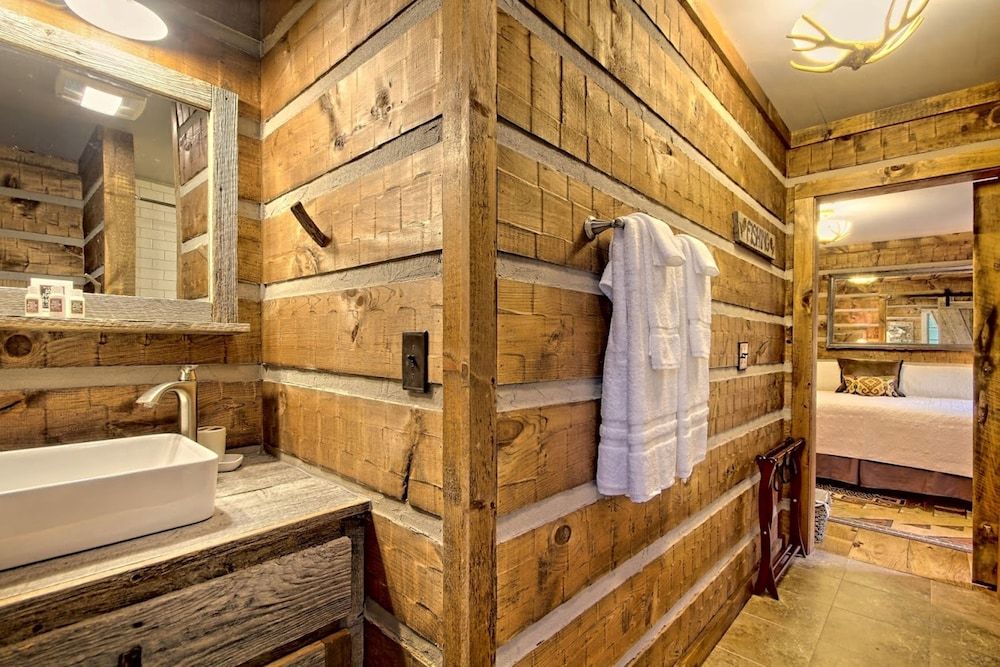Lake Rabun Hotel & Restaurant 3