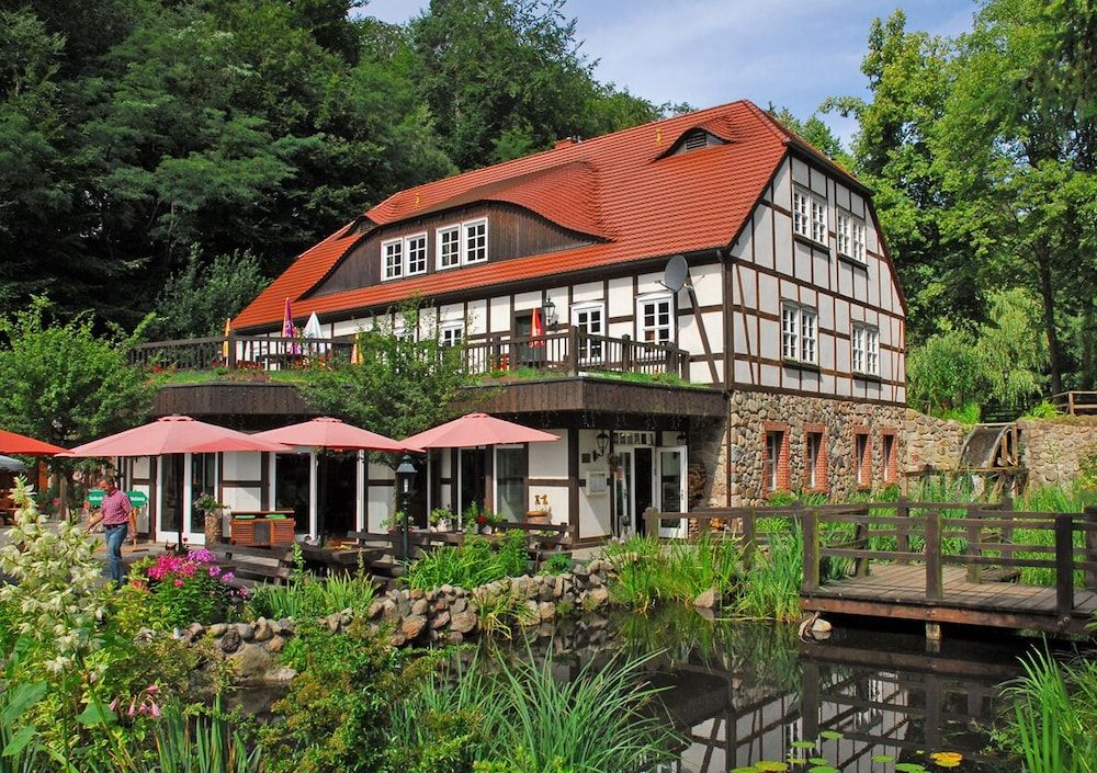 Hotel & Restaurant Boltenmühle 3 estrellas en Gühlen Glienicke