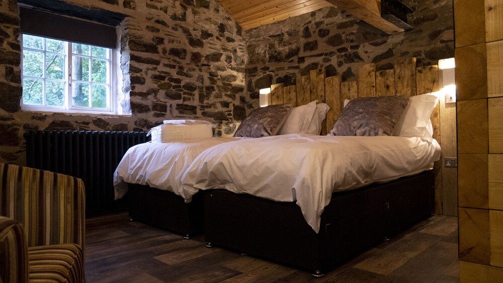 Trail Lodge 3