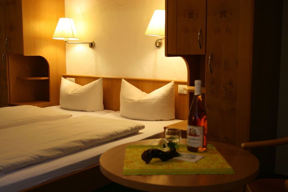 Weinhotel Kienle -1 estrellas en Burrweiler