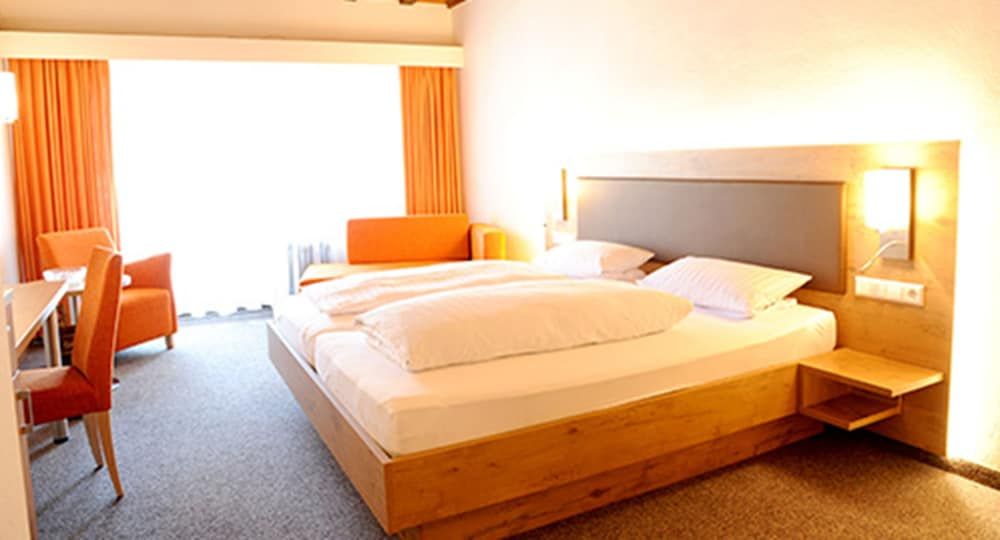 Hotel Restaurant Pension Krone Post 3