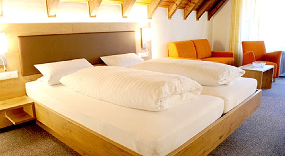 Hotel Restaurant Pension Krone Post 2