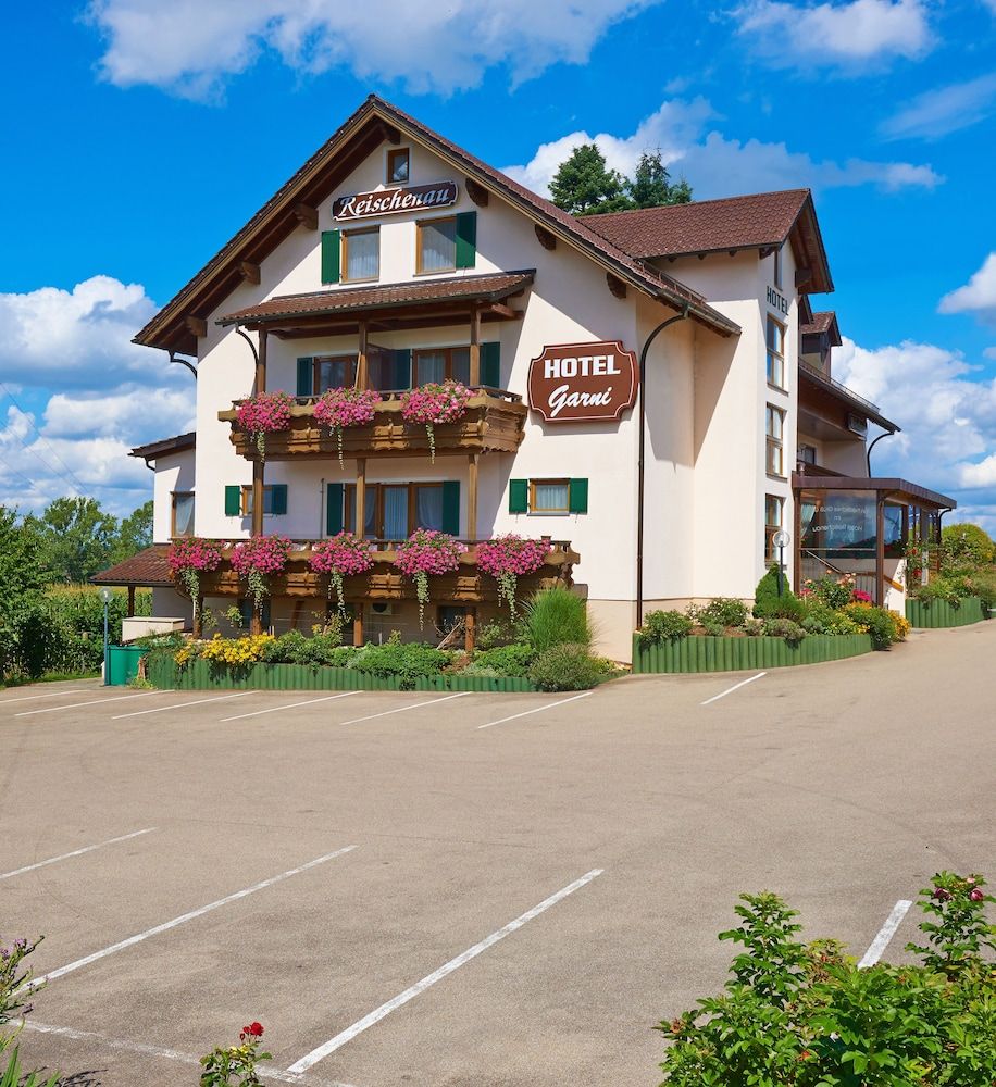 Hotel Reischenau -1 estrellas en Ustersbach