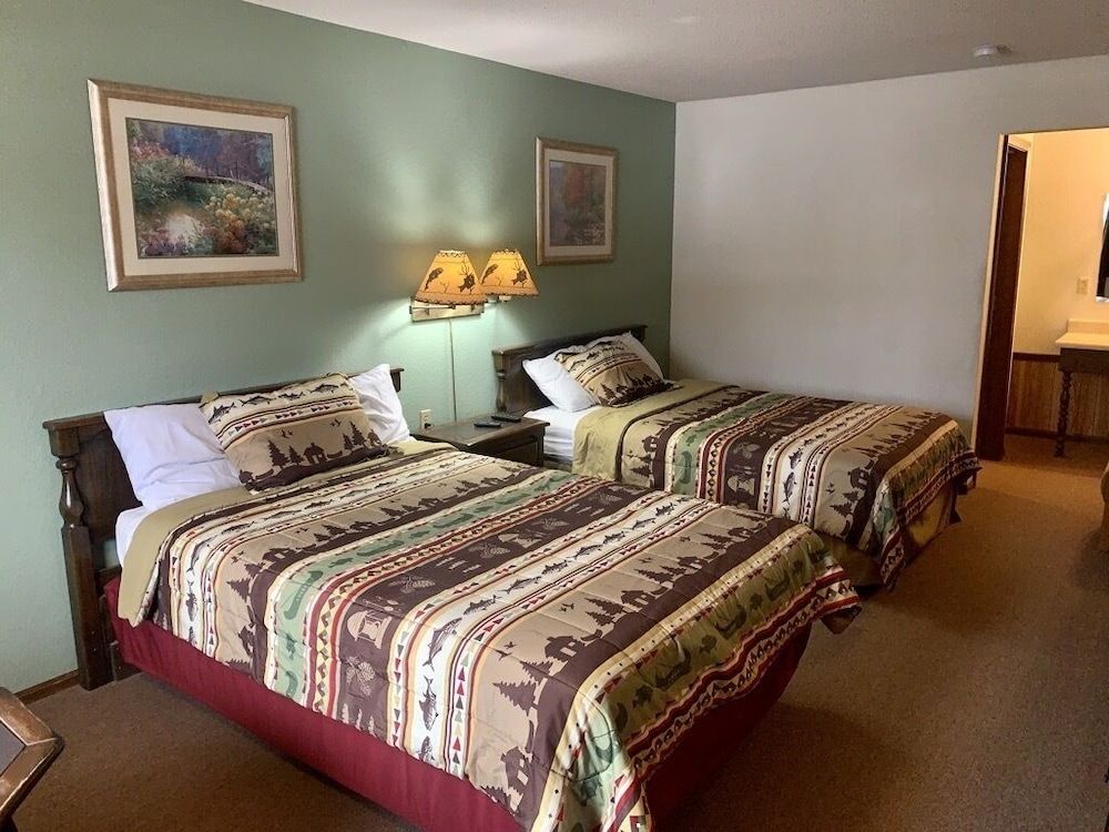 Hidden Lake Resort 3