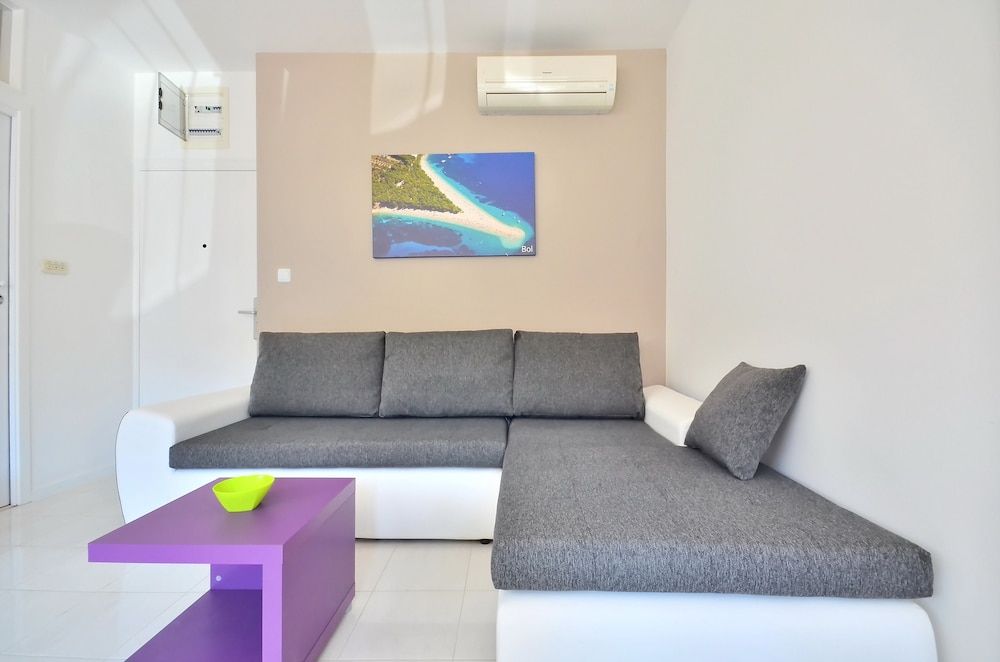 BRETIA apartments & more 2