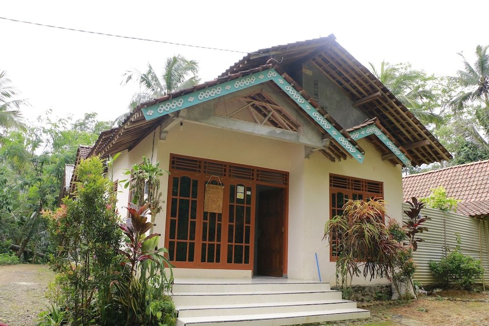 Suparman Homestay - Hostel -1 estrellas en Sermo