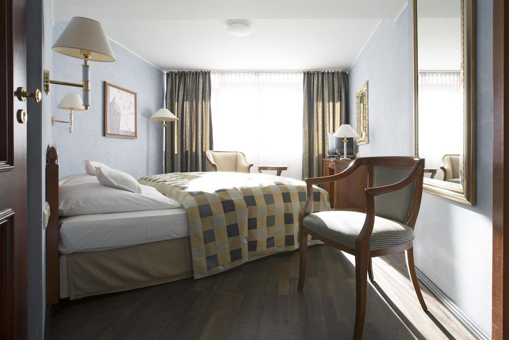 Gasthof Hotel Neuwirt 3 estrellas en Zorneding