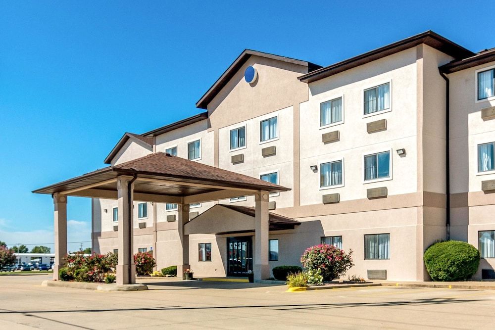 Quality Inn & Suites Salem near I-57 3 estrellas en Salem