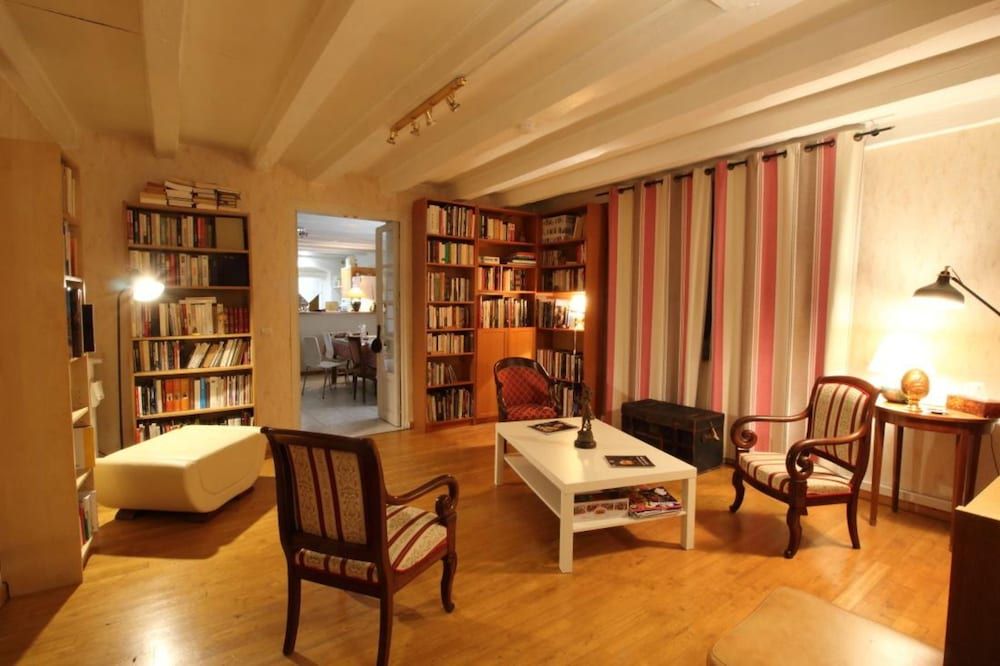 Chambres d'Hotes Le Clos Marie -1 estrellas en Brénod