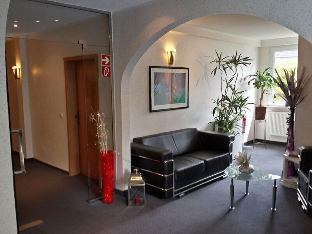 Hotel Merkur Garni 2