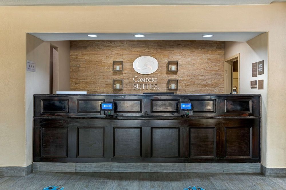 Comfort Suites Gainesville 3