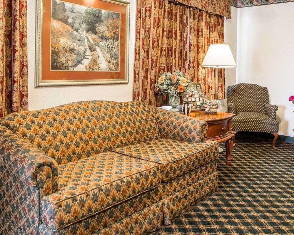 Rodeway Inn Montpelier 2