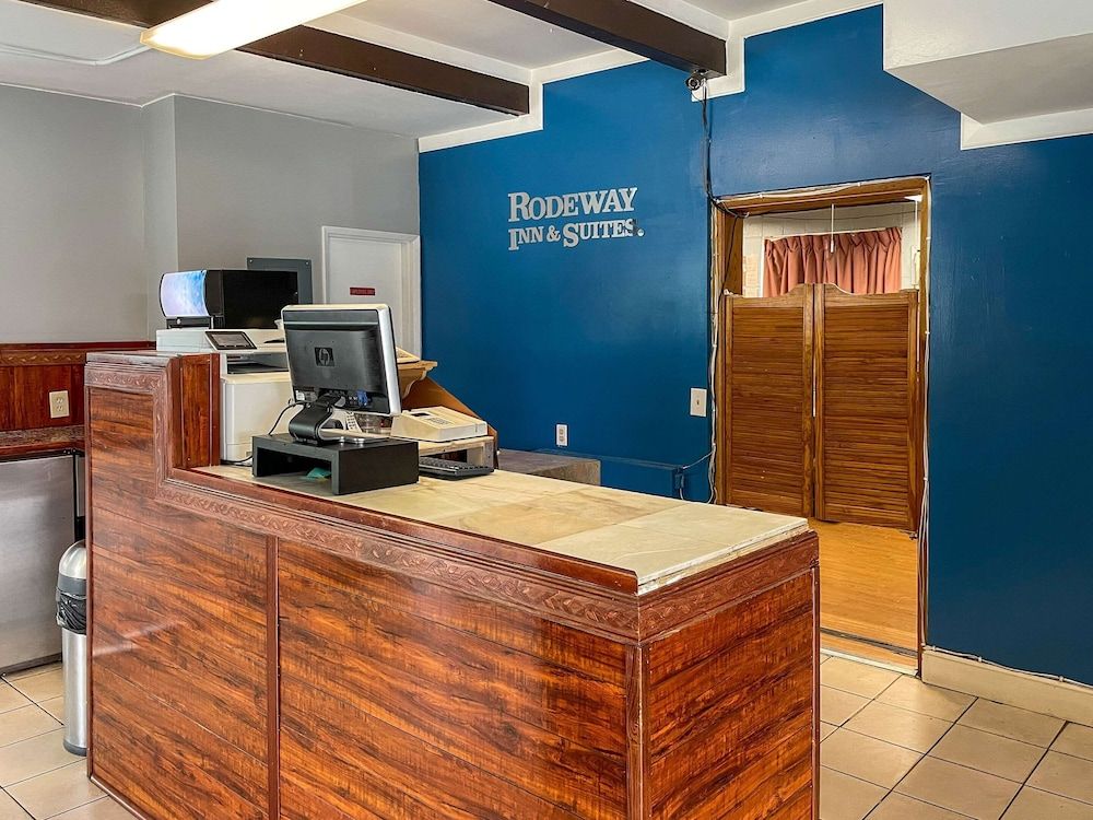 Rodeway Inn & Suites Omak - Okanogan 2