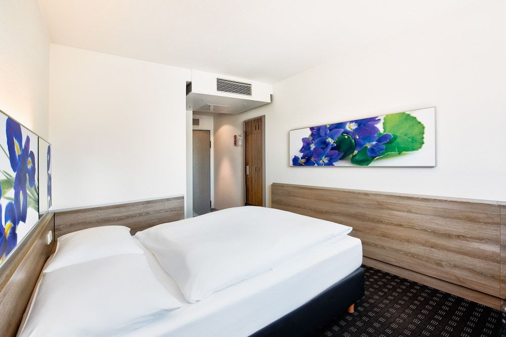 H+ Hotel Frankfurt Airport West 3