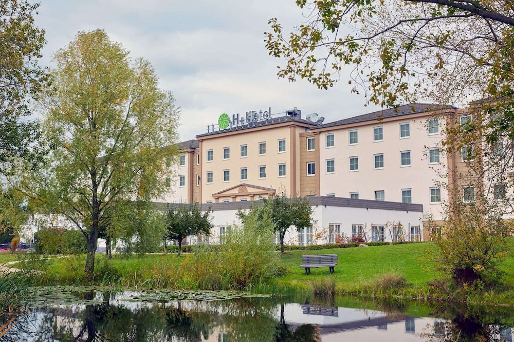 H+ Hotel Frankfurt Airport West -1 estrelas em Hofheim am Taunus