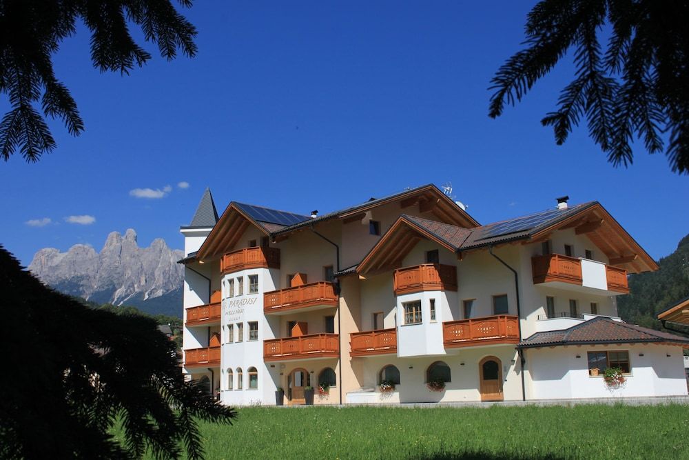 Hotel Garnì Paradisi 4 estrellas en Mezzano
